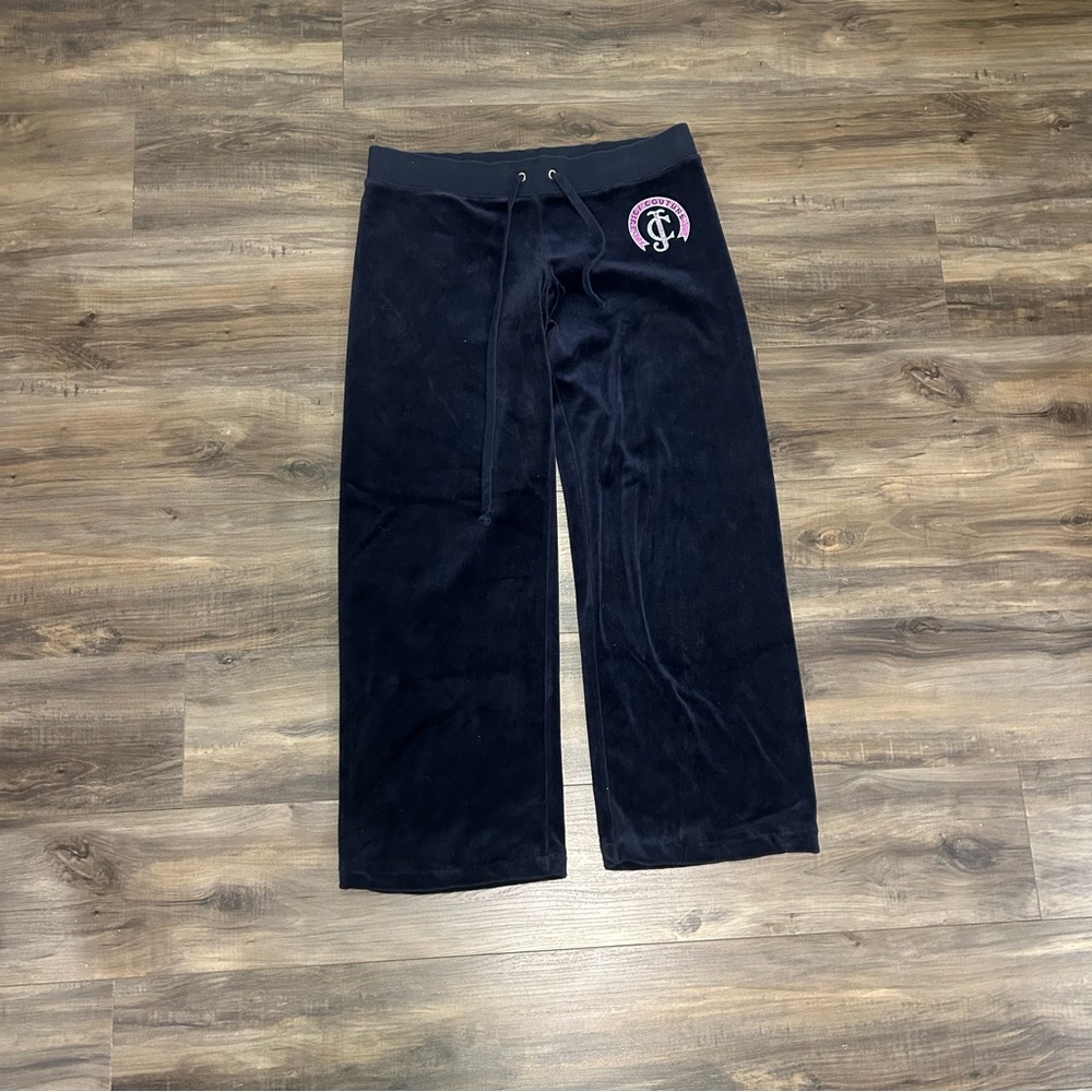 Juicy Couture Velour Wide Leg Pants with Pink Logo - Picture 2 of 7